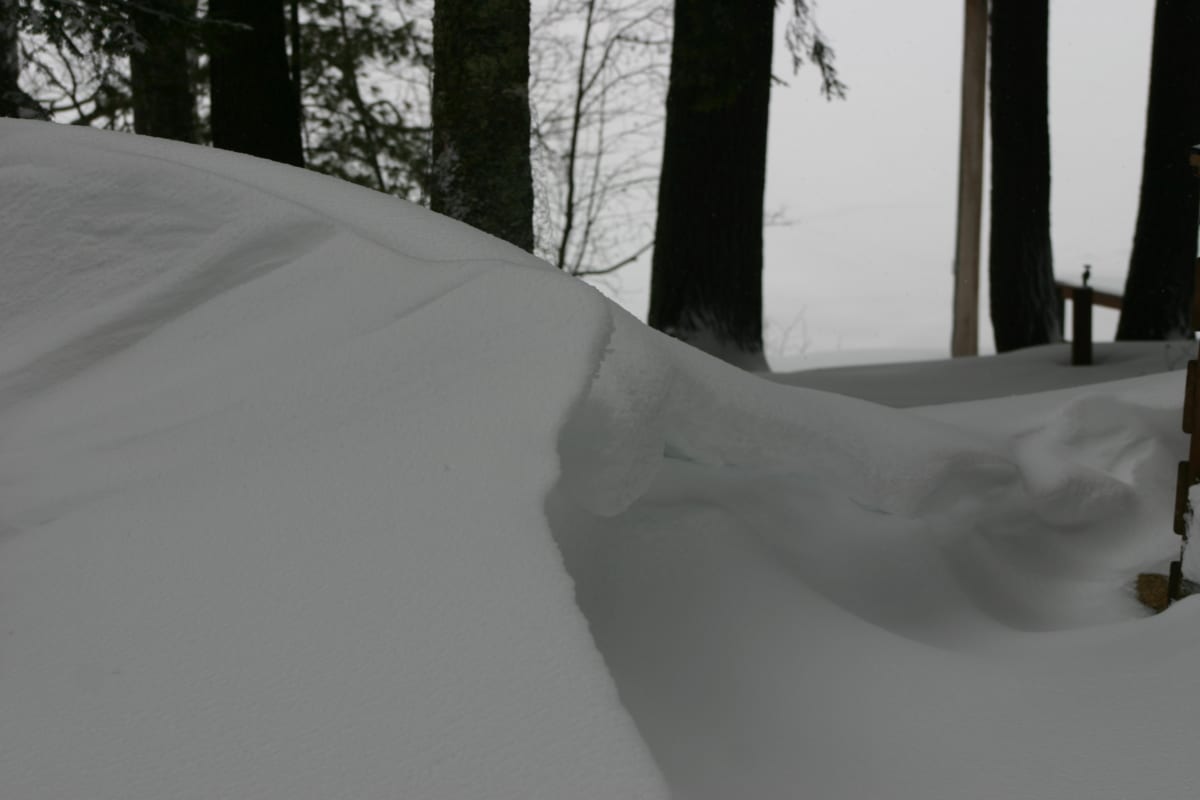 We always get great drifts between the lodge and Red Oaks from the wind off the lake.