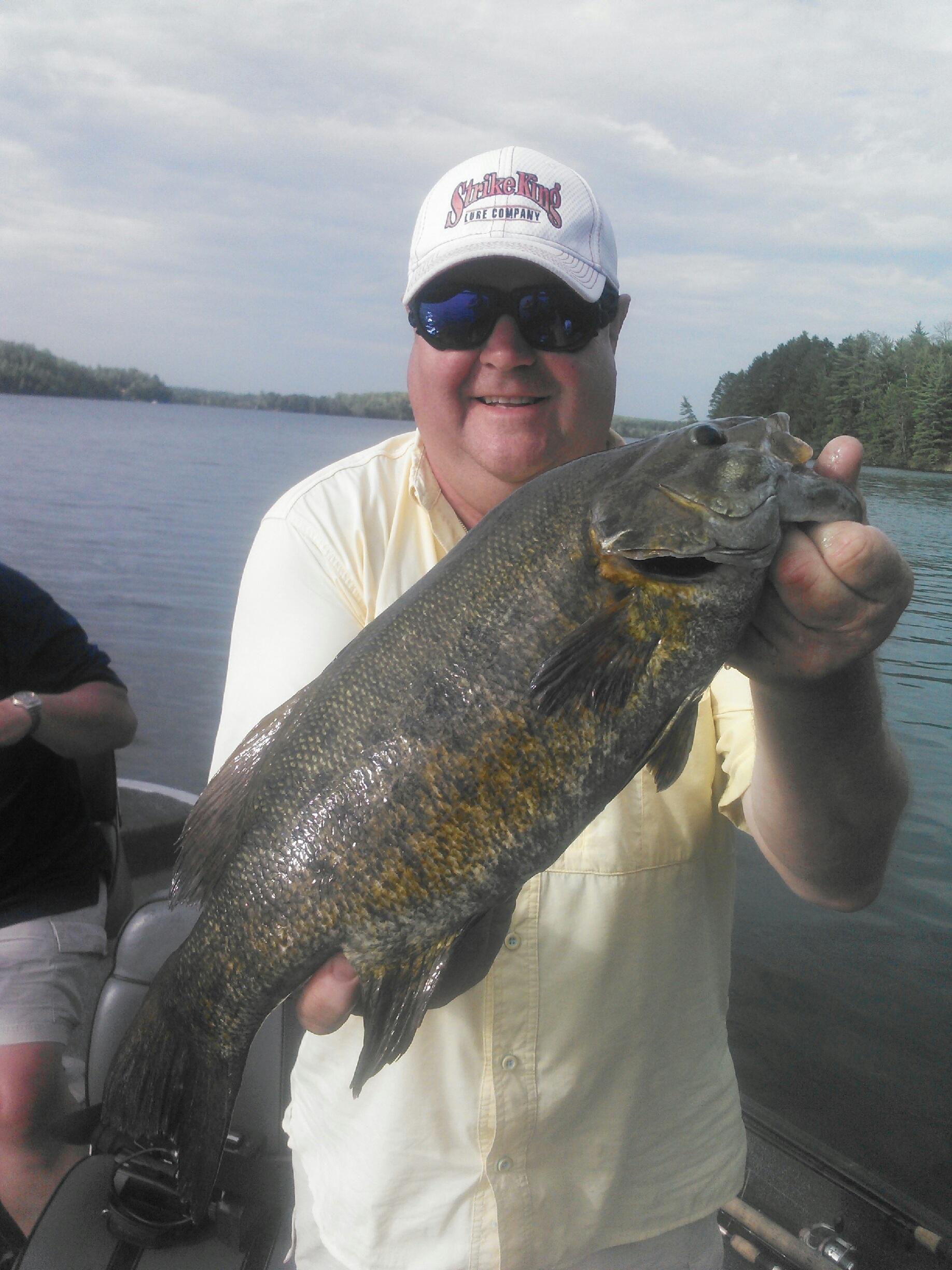 Roger's 23 1/2 inch 6 pound small mouth bass was the success story of the weekend.